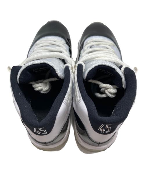 NIKE（ナイキ）NIKE (ナイキ) AIR JORDAN 11 RETRO ハイカットスニーカー ホワイト×ブラック サイズ:27.5cmの古着・服飾アイテム