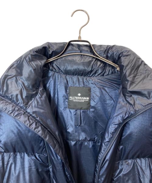 DESCENTE ALLTERRAIN（デザイント オルテライン）DESCENTE ALLTERRAIN (デザイント オルテライン) STABRIGDE 3WAY WORLD TOUR DOWN JACKET ネイビー サイズ:Oの古着・服飾アイテム