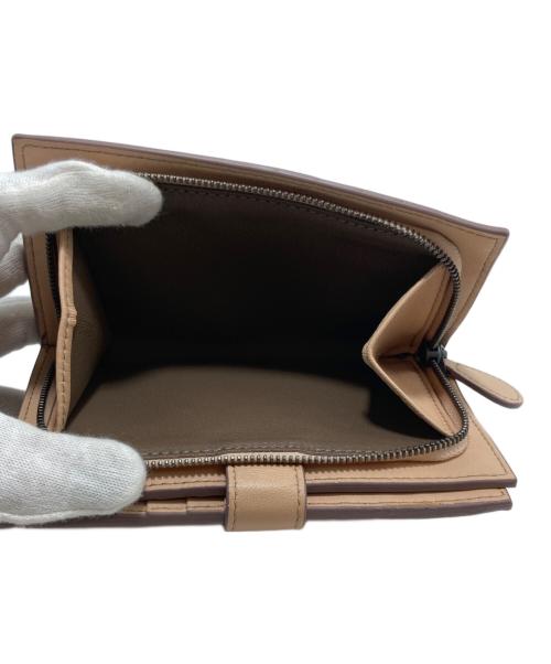 BOTTEGA VENETA（ボッテガベネタ）BOTTEGA VENETA (ボッテガベネタ) イントレチャートバタフライウォレット ベージュの古着・服飾アイテム