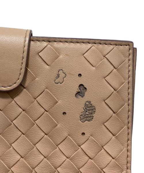 BOTTEGA VENETA（ボッテガベネタ）BOTTEGA VENETA (ボッテガベネタ) イントレチャートバタフライウォレット ベージュの古着・服飾アイテム