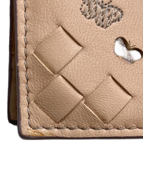 BOTTEGA VENETA（ボッテガベネタ）BOTTEGA VENETA (ボッテガベネタ) イントレチャートバタフライウォレット ベージュの古着・服飾アイテム