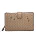 BOTTEGA VENETA（ボッテガベネタ）の古着「イントレチャートバタフライウォレット」｜ベージュ