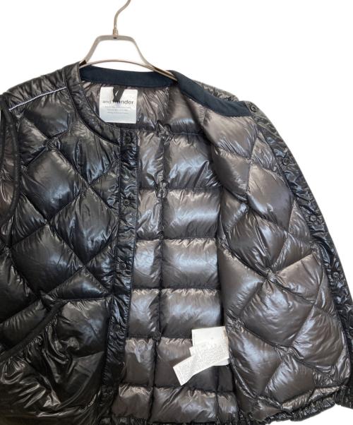and wander（アンドワンダー）and wander (アンドワンダー) DIAMOND STITCH DOWN VEST 2 ブラック サイズ:不明の古着・服飾アイテム
