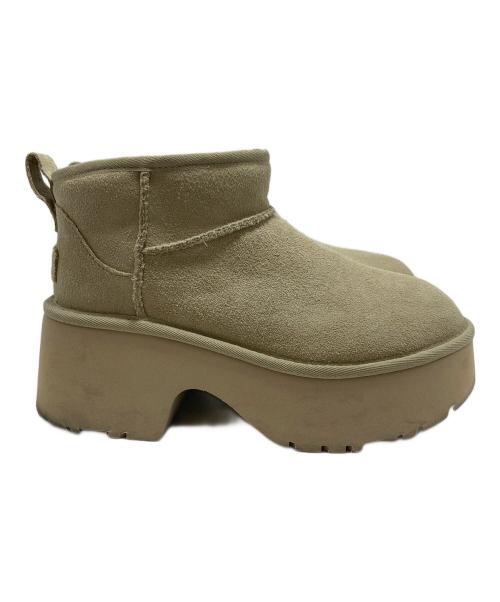 UGG（アグ）UGG (アグ) Classic Ultra Mini New Heights アイボリー サイズ:24の古着・服飾アイテム