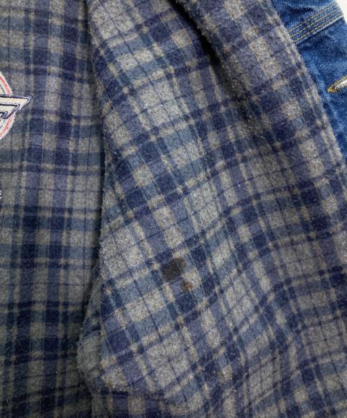 CarHartt（カーハート）CarHartt (カーハート) ブランケット裏地付デニムジャケット ブルー サイズ:XLの古着・服飾アイテム