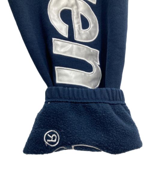 SUPREME（シュプリーム）Supreme (シュプリーム) SATIN APPLIQUE SWEATPANT ネイビー サイズ:Mの古着・服飾アイテム