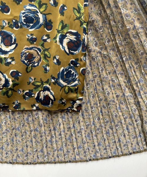 CLANE（クラネ）CLANE (クラネ) フラワーコンビプリーツスカート カーキ サイズ:36の古着・服飾アイテム