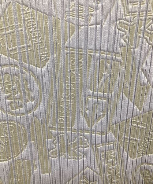 PLEATS PLEASE（プリーツプリーズ）PLEATS PLEASE (プリーツプリーズ) キャップスリーブプリントプリーツカットソー グレー サイズ:3の古着・服飾アイテム