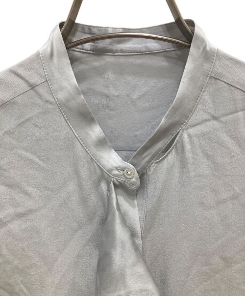 TOMORROW LAND collection（トゥモローランドコレクション）TOMORROW LAND collection (トゥモローランドコレクション) ボウタイシルクブラウス ライトグレー サイズ:Sの古着・服飾アイテム