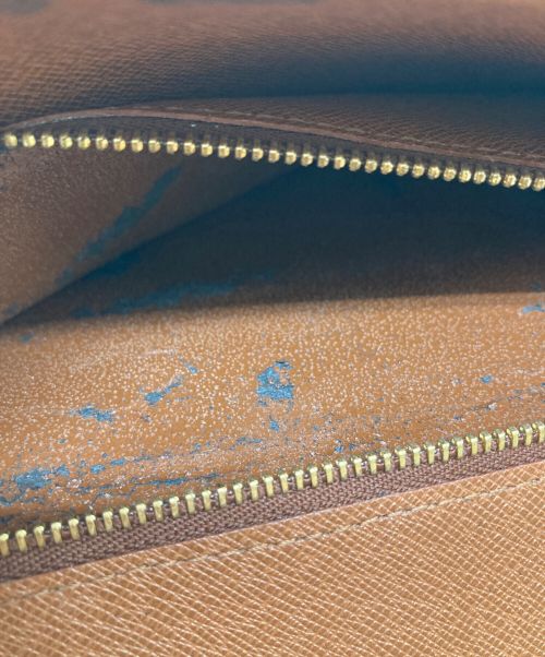 LOUIS VUITTON（ルイ ヴィトン）LOUIS VUITTON (ルイ ヴィトン) クラッチバッグの古着・服飾アイテム