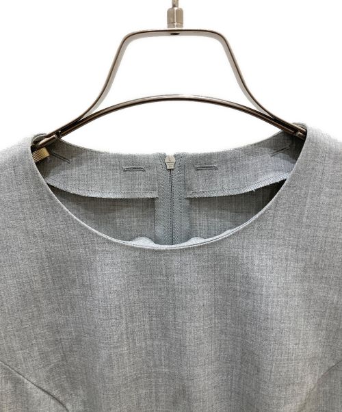 FOXEY NEWYORK（フォクシーニューヨーク）FOXEY NEWYORK (フォクシーニューヨーク) タキシードコルティ ライトグレー サイズ:M (38)の古着・服飾アイテム