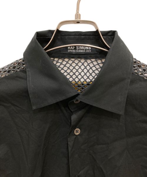 RAF SIMONS（ラフシモンズ）RAF SIMONS (ラフシモンズ) Classic shirt with net insert/クラシックｼｬﾂウィズネットインサート ブラック サイズ:46の古着・服飾アイテム