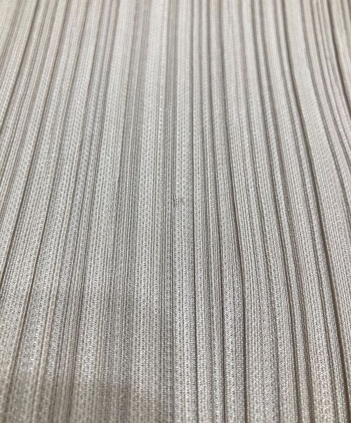 PLEATS PLEASE（プリーツプリーズ）PLEATS PLEASE (プリーツプリーズ) ノースリーブプリーツワンピース ベージュ サイズ:Lの古着・服飾アイテム