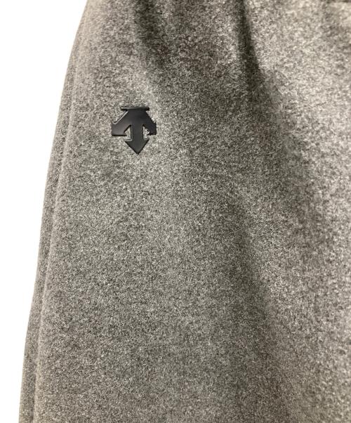 DESCENTE（デサント）DESCENTE (デサント) MOLE EASY PANTS グレー サイズ:Lの古着・服飾アイテム