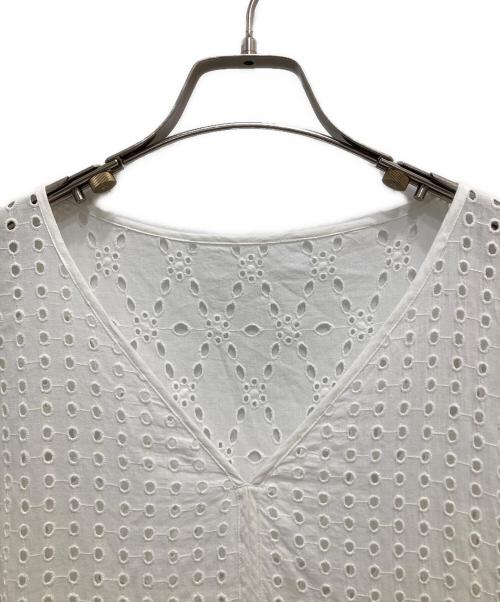 FRAMeWORK（フレームワーク）FRAMeWORK (フレームワーク) カットワークレースワンピース ホワイト サイズ:38 未使用品の古着・服飾アイテム