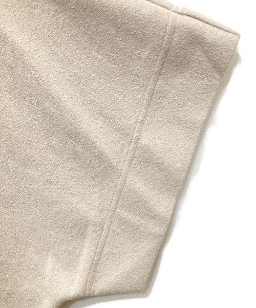 journal standard luxe（ジャーナルスタンダード ラックス）journal standard luxe (ジャーナルスタンダード リュクス) ブークレーダンボール ポンチョT ベージュ サイズ:freeの古着・服飾アイテム