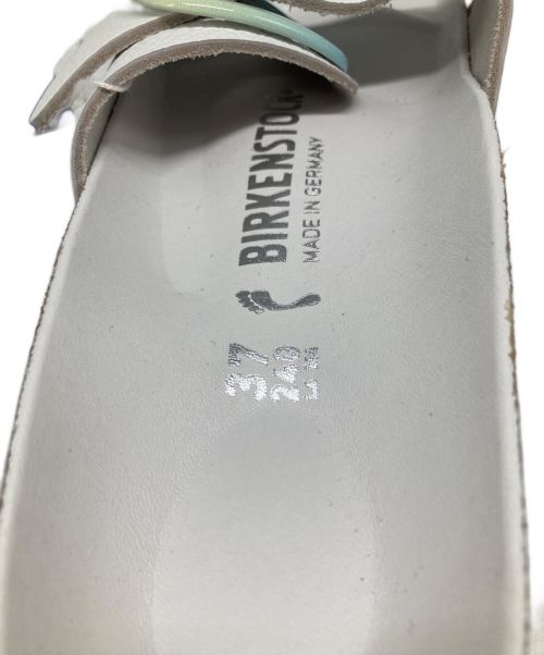 BIRKENSTOCK（ビルケンシュトック）BIRKENSTOCK (ビルケンシュトック) サンダル ホワイト サイズ:24cmの古着・服飾アイテム