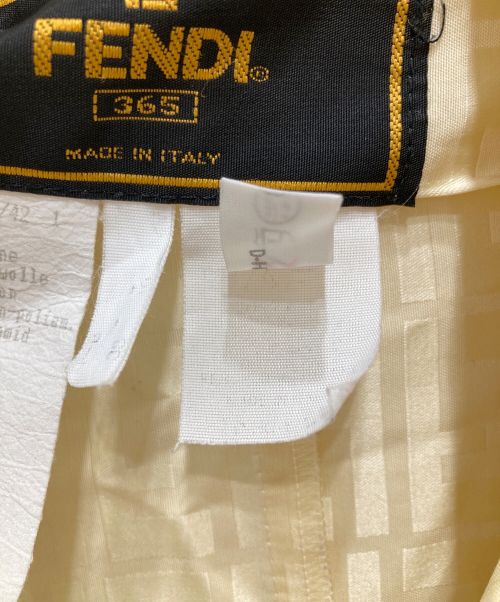 FENDI（フェンディ）FENDI (フェンディ) ズッカ柄コート イエロー サイズ:表記無しの古着・服飾アイテム