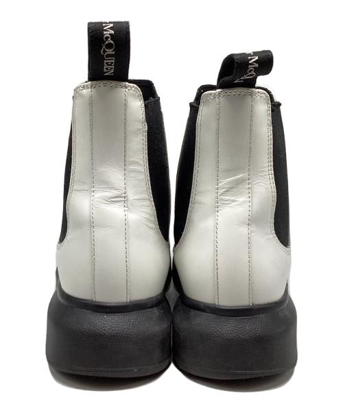 ALEXANDER McQUEEN（アレキサンダーマックイーン）ALEXANDER McQUEEN (アレキサンダーマックイーン) LEATHER CHELSEA BOOTS/ブーツ ホワイト サイズ:23.5の古着・服飾アイテム