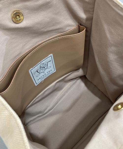 SEVEN TEN by MIHO KAWAHITO（セブン テン バイ ミホ カワヒト）SEVEN TEN by MIHO KAWAHITO (セブン テン バイ ミホ カワヒト) ポニー刺繍ハンドバッグ アイボリーの古着・服飾アイテム