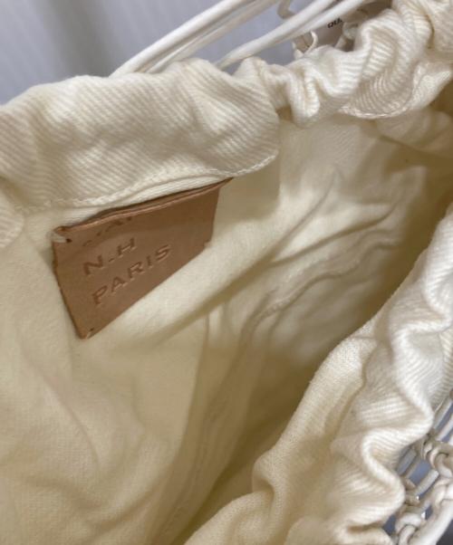 MAISON N.H PARIS（メゾン・エヌ・アッシュ・パリ）MAISON N.H PARIS (メゾン・エヌ・アッシュ・パリ) ハンドバッグ ホワイト 未使用品の古着・服飾アイテム