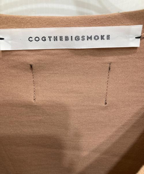 COGTHEBIGSMOKE（コグザビッグスモーク）COGTHEBIGSMOKE (コグザビッグスモーク) スウェット ベージュ サイズ:Freeの古着・服飾アイテム