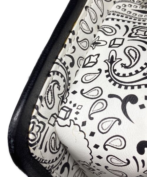 PIERRE HARDY（ピエールアルディ）PIERRE HARDY (ピエールアルディ) ミニアルファパッドハンドバッグ ショルダーバッグ ホワイト×ブラックの古着・服飾アイテム