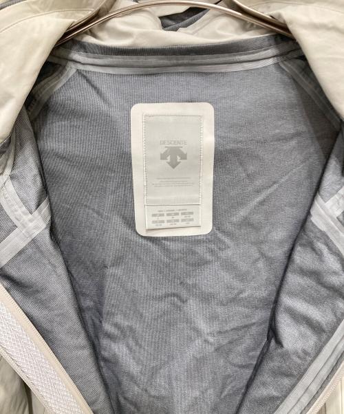 DESCENTE ALLTERRAIN（デザイント オルテライン）Descente ALLTERRAIN (デザイント オルテライン) HARD SHELL JACKET グレー サイズ:Ｌの古着・服飾アイテム