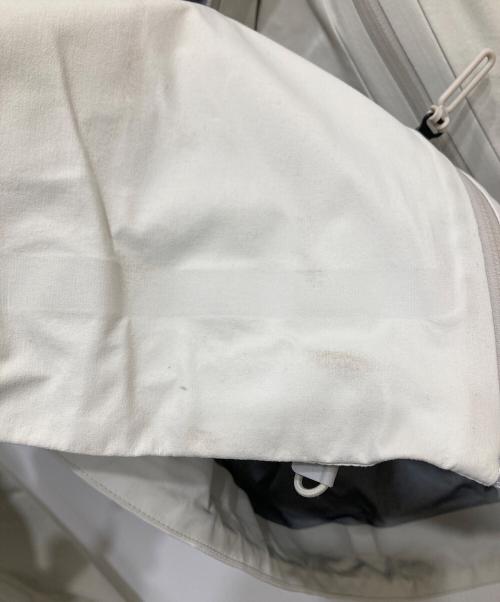 DESCENTE ALLTERRAIN（デザイント オルテライン）Descente ALLTERRAIN (デザイント オルテライン) HARD SHELL JACKET グレー サイズ:Ｌの古着・服飾アイテム