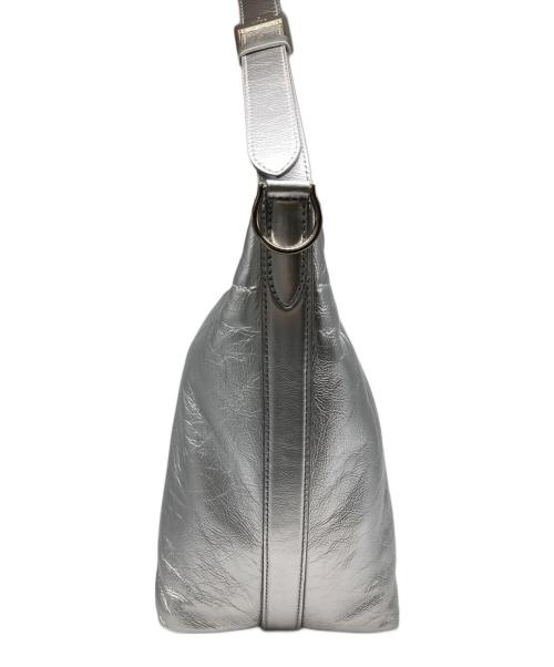 vunque（ブンク）vunque (ブンク) スナップボタンショルダーバッグ シルバーの古着・服飾アイテム
