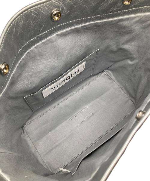 vunque（ブンク）vunque (ブンク) スナップボタンショルダーバッグ シルバーの古着・服飾アイテム