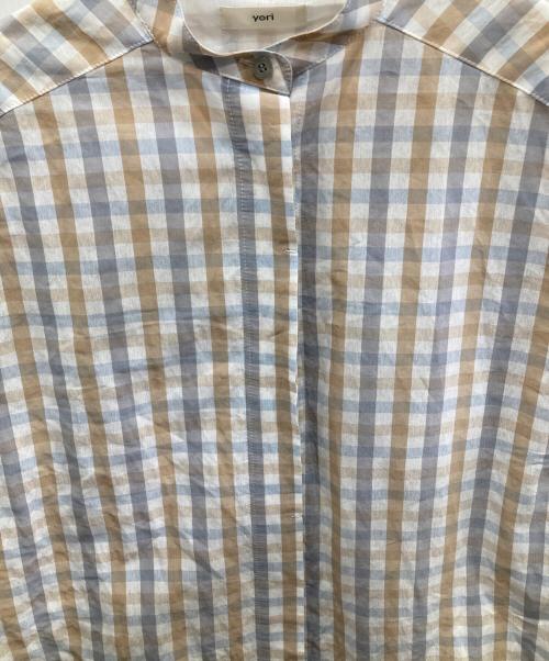 YORI（ヨリ）yori (ヨリ) チェック フレンチスリーブ ブラウス ベージュ×ブルー サイズ:Freeの古着・服飾アイテム