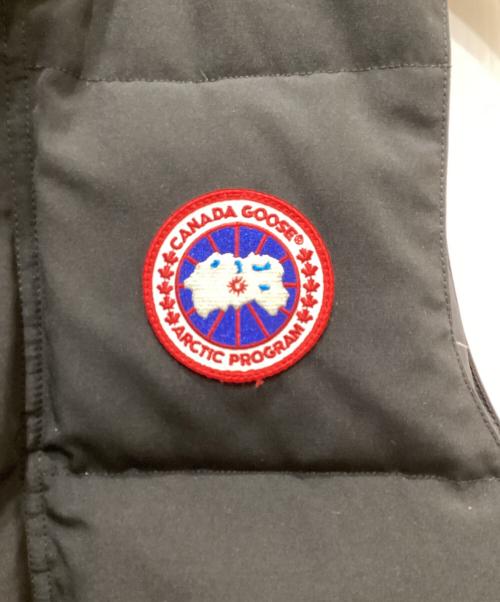 CANADA GOOSE（カナダグース）CANADA GOOSE (カナダグース) グラッドストーンダウンベスト ブラック サイズ:Sの古着・服飾アイテム