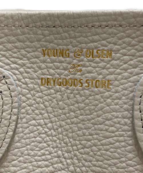 DISNEY（ディズニー）Disney (ディズニー) YOUNG & OLSEN The DRYGOODS STORE (ヤングアンドオルセン ザ ドライグッズストア) Disney100 / トートバッグ アイボリー 未使用品の古着・服飾アイテム