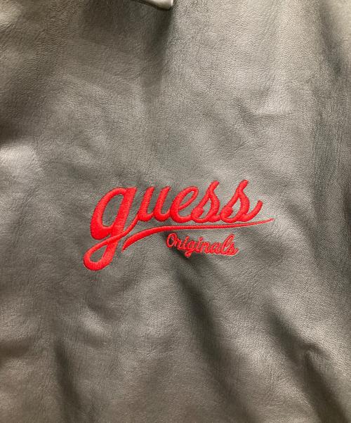 GUESS（ゲス）GUESS (ゲス) BETTY BOOP (ベティー・ブープ) GO BETTY BOOP UNISEX PU JACK ブラック サイズ:Lの古着・服飾アイテム