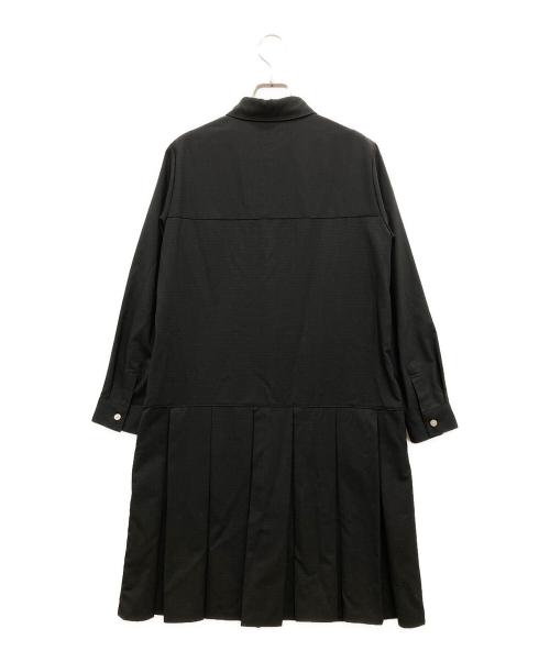 FRED PERRY（フレッドペリー）FRED PERRY (フレッドペリー) PLEATED BACK SHIRT/プリーツ バック シャツ ブラック サイズ:UK8の古着・服飾アイテム