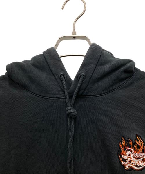 Denham（デンハム）Denham (デンハム) ATELIER RESERVE (アトリエリザーブ) バックプリントプルオーバーパーカー　29201-3-60002 グレー サイズ:Mの古着・服飾アイテム