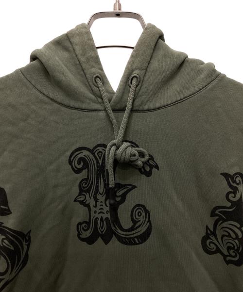 Denham（デンハム）Denham (デンハム) ATELIER RESERVE (アトリエリザーブ) アーチロゴプルオーバーパーカー カーキ サイズ:タグにサイズ表記なし（下記参照）の古着・服飾アイテム