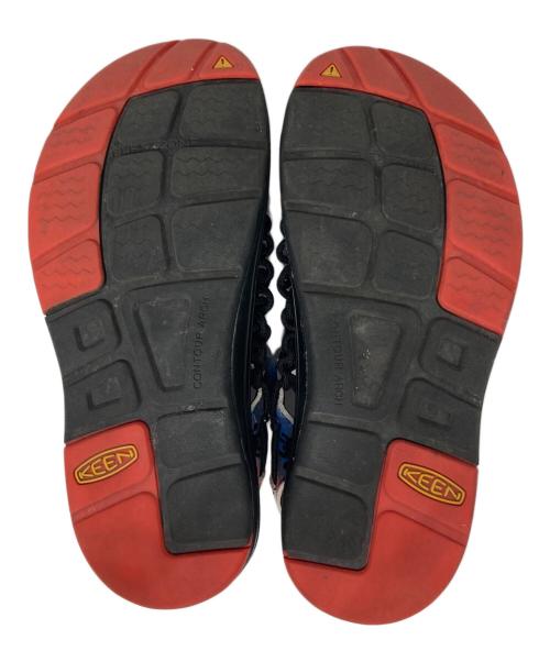 KEEN（キーン）KEEN (キーン) UNEEK NEW YORK AT NIGHT/キーン ニューヨーク アット ナイト ブラック×レッド サイズ:23.5の古着・服飾アイテム