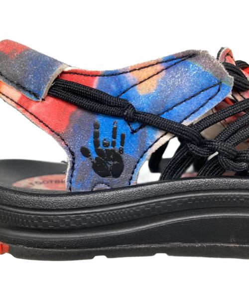 KEEN（キーン）KEEN (キーン) UNEEK NEW YORK AT NIGHT/キーン ニューヨーク アット ナイト ブラック×レッド サイズ:23.5の古着・服飾アイテム