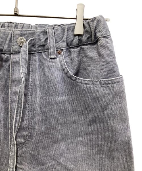FRAMeWORK（フレームワーク）FRAMeWORK (フレームワーク) ブリーチデニムイージーパンツ グレー サイズ:Sの古着・服飾アイテム
