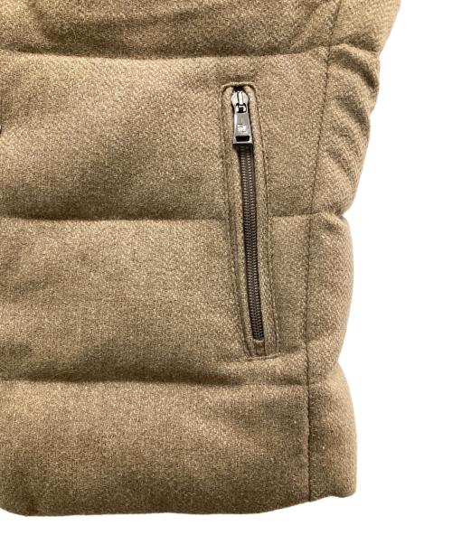 RALPH LAUREN Purple Label（ラルフ ローレン パープル レーベル）RALPH LAUREN PURPLE LABEL (ラルフ ローレン パープル レーベル) コットンシルクダウンベスト ベージュ サイズ:XSの古着・服飾アイテム