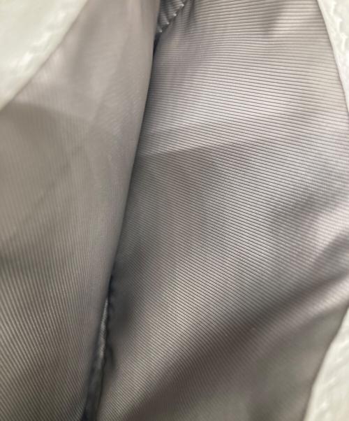 Hoaw（ハァウ）Hoaw (ハァウ) ショルダーポーチ ホワイトの古着・服飾アイテム