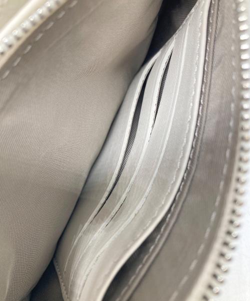 Hoaw（ハァウ）Hoaw (ハァウ) ショルダーポーチ ホワイトの古着・服飾アイテム