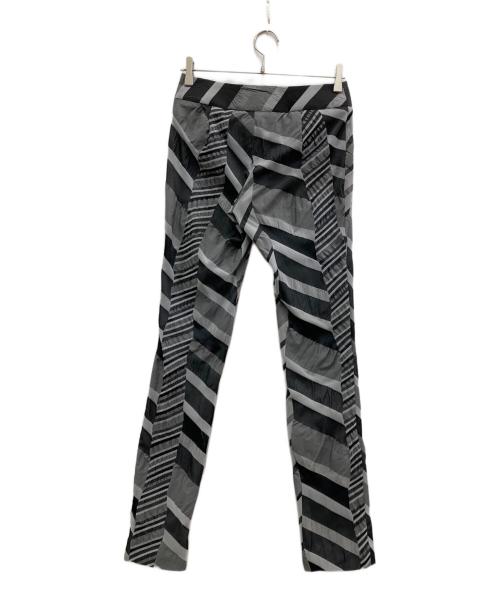 ISSEY MIYAKE（イッセイミヤケ）ISSEY MIYAKE (イッセイミヤケ) 総柄パンツ ブラック×グレー サイズ:Sの古着・服飾アイテム