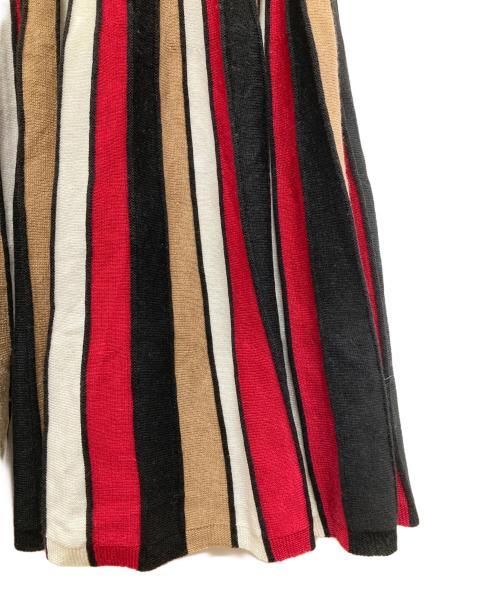 BLUE LABEL CRESTBRIDGE（ブルーレーベルクレストブリッジ）BLUE LABEL CRESTBRIDGE (ブルーレーベルクレストブリッジ) ニットワンピース ブラック×ベージュ サイズ:M 未使用品の古着・服飾アイテム