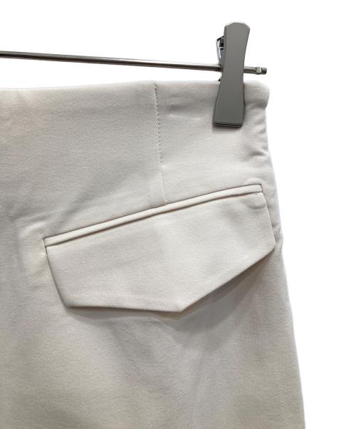 COCODEAL（ココディール）COCODEAL (ココディール) サイドプリーツミニスカショ ホワイト サイズ:2の古着・服飾アイテム