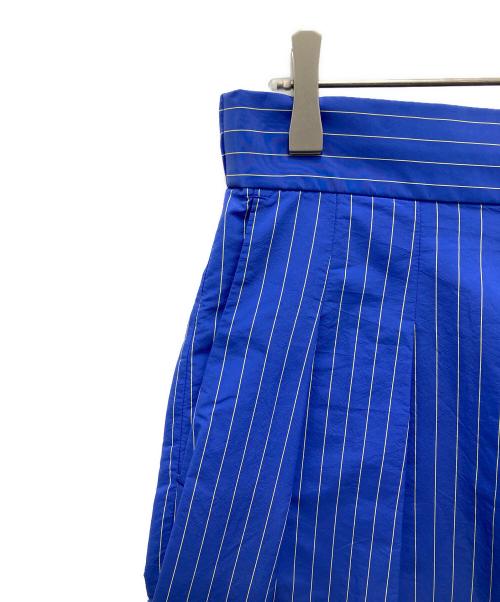 journal standard luxe（ジャーナルスタンダード ラックス）journal standard luxe (ジャーナルスタンダード リュクス) ストライプタックパンツ ブルー サイズ:M 未使用品の古着・服飾アイテム