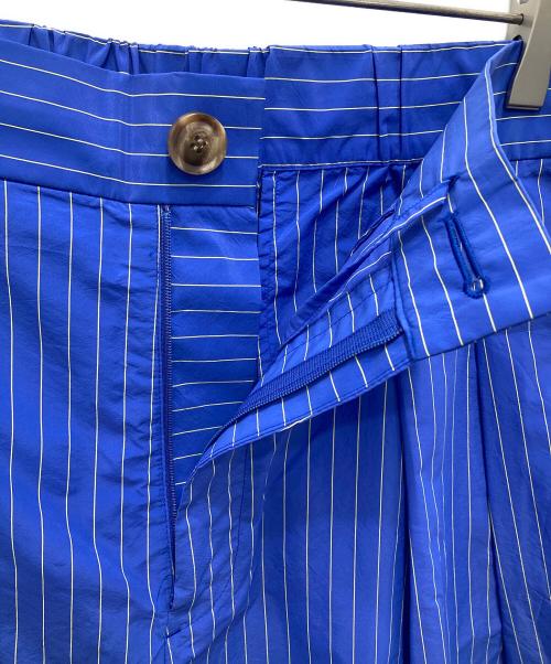 journal standard luxe（ジャーナルスタンダード ラックス）journal standard luxe (ジャーナルスタンダード リュクス) ストライプタックパンツ ブルー サイズ:M 未使用品の古着・服飾アイテム