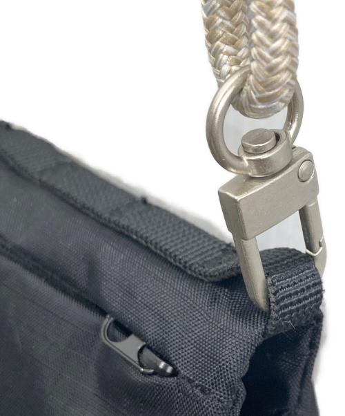 TOPOLOGIE（トポロジー）TOPOLOGIE (トポロジー) フォンサコッシュ ブラックの古着・服飾アイテム